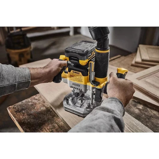 DEWALT DCW620B 20V MAX* XR® Brushless Cordless 2-1/4 Peak HP Plunge Router (Tool Only)
