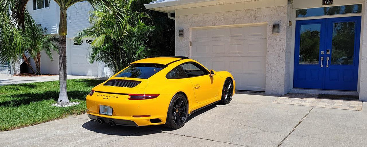 "GTS" Door Vinyl Logo Emblems for Porsche Vehicles (Boxter, Cayman, 911, Macan, Cayenne, Panamera)