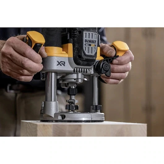 DEWALT DCW620B 20V MAX* XR® Brushless Cordless 2-1/4 Peak HP Plunge Router (Tool Only)