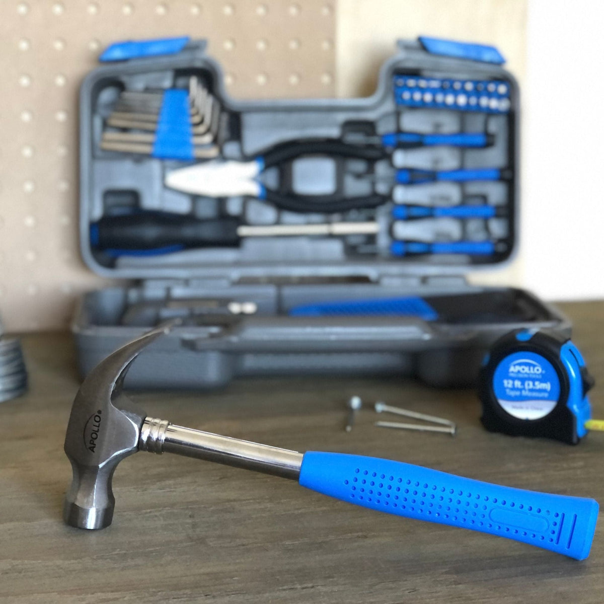 39 Piece General Tool Kit - DT9706BL