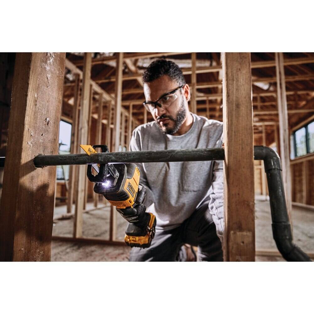 DEWALT DCS369B ATOMIC 20V MAX* Reciprocating Saw One-Handed Cordless (Tool Only)
