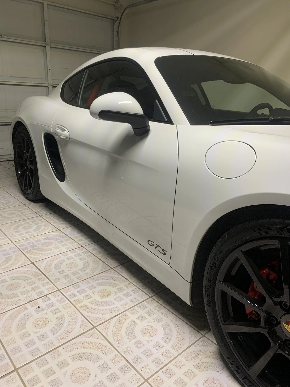 "GTS" Door Vinyl Logo Emblems for Porsche Vehicles (Boxter, Cayman, 911, Macan, Cayenne, Panamera)
